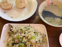 -舒蔡记生煎菜饭(云南中路店)