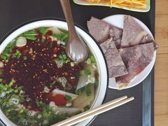 -伊穆祥牛肉面总店·清真