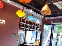 -滴水·湘逢(南汇大学城生活广场店)