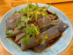 -勺子米线·云南传统小吃市集(四方街店)