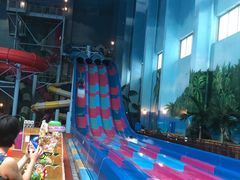 -青岛东方影都融创水世界