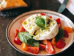 burrata&nbsp;caprese-Fiume福弥意大利餐厅