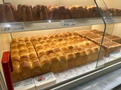 -HOT CRUSH趁热集合·现烤面包(环球港店)