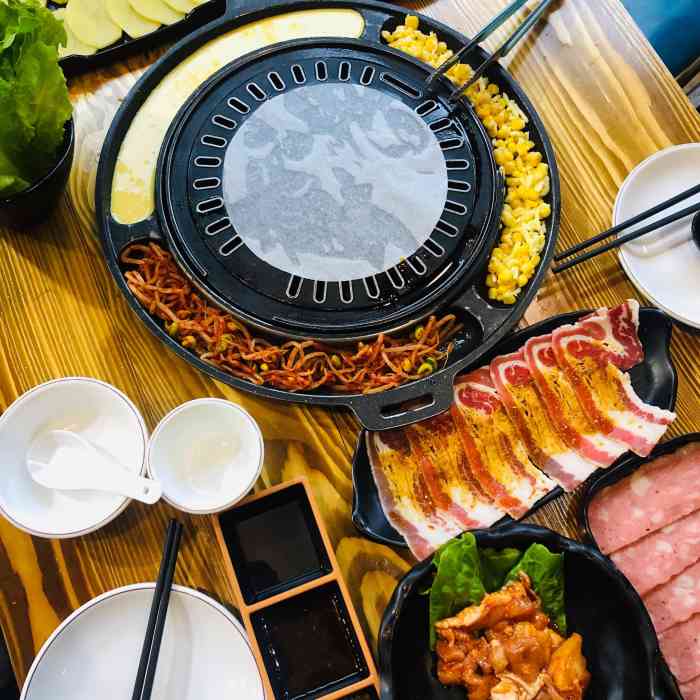 韩炉村61韩式炭火烤肉(坪洲店)-"朋友买了券我们过去吃的,位置就在