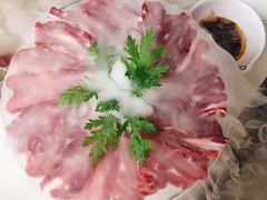 仙气缭绕五花趾-三头牛·潮汕牛肉生蚝火锅 (夏湾店)