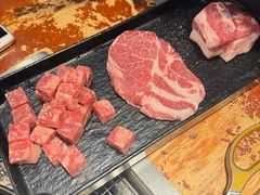 -肉甲韩国木炭烤肉(新壹街1店)