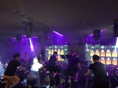 -TANGO LIVEHOUSE动感单车(巴黎春天店)