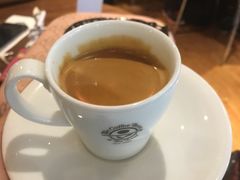 -班达拉奈克国际机场