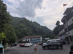 -藏龙百瀑漂流