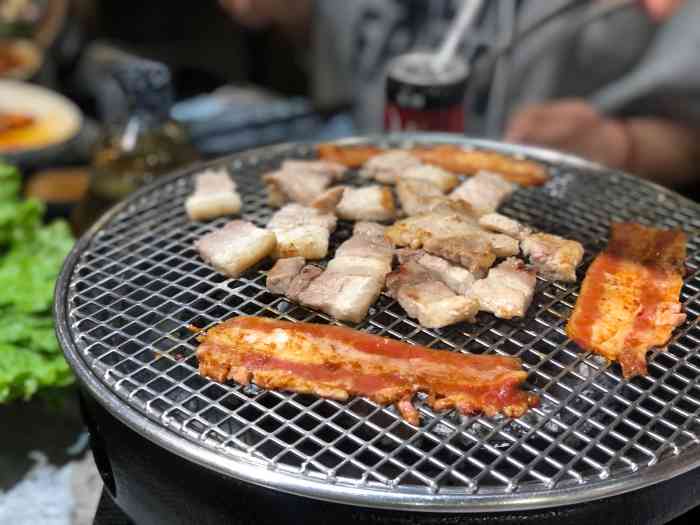 隐庐烤肉(三里屯店)-"来北京玩啦～先去了三里屯～三里屯选择太.