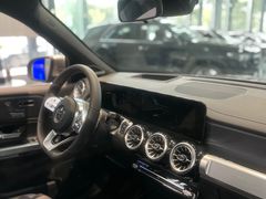 -宁波之星奔驰4S店(海曙店)