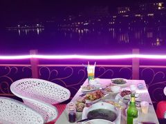 -亚龙湾亚泰商业街