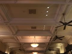 -LONG BAR 廊吧(外滩华尔道夫酒店)