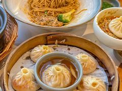 -馋三尺蟹粉小笼(人民广场店)