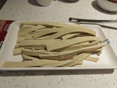 -三人行骨头王火锅(长寿店)