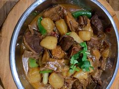 尖椒擂茄子-老滇山寨•云南特色菜•地方菜•民族风情歌舞表演(金碧店)