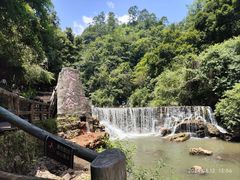 -华蓥山天意谷景区