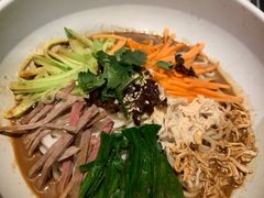 -云海肴·汽锅鸡·云南菜(天山百盛优客店)