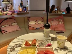 -涨巢·潮玩水疗局