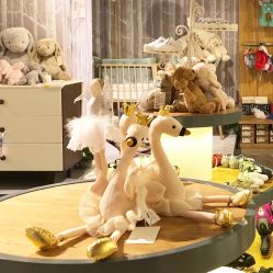 -国际蓝孩(将台路店)