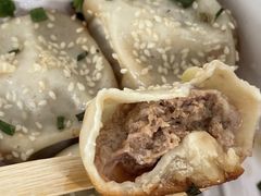 -小杨生煎(金山百联购物中心3楼店)