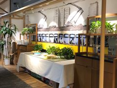 -渝信川菜 · 川味家常菜(财富购物中心店)