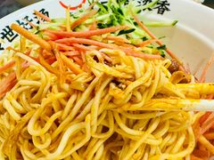 -牛一嘴·兰州牛肉面·大盘鸡(财富中心店)