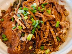 -佬钱湾仔(衣裳街店)