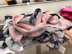 -Acne Studios(芮欧百货店)