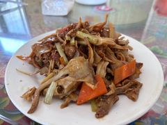 -何适山庄 ·可团建(水长城P2停车场店)