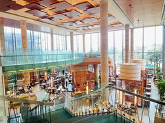 -松山湖凯悦酒店·Café自助餐厅·周末火舞秀表演