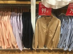 -优衣库(南宁江南万达店)
