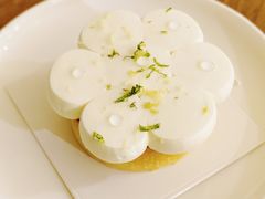柚子柠檬塔-Ten Olives甜点