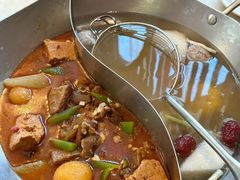 -左庭右院鲜牛肉火锅(浦江欢乐颂店)