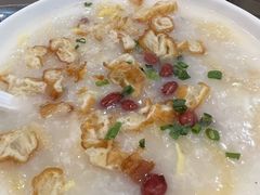 荔湾艇仔粥-卓粤拉肠(红庙店)
