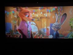 -中影大导演巨幕影城(深圳西乡店)