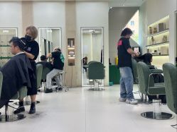 -八佰伴8008星级形象店