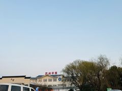 -平望服务区·停车场