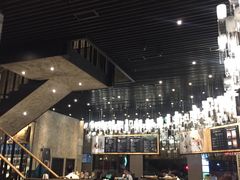 大堂-星巴克臻选(湖滨道店)
