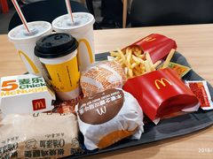 -麦当劳(民盈·国贸城店)
