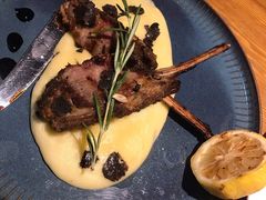-JINNS锦时 steak&pizza(浸信会礼拜堂旧址店)