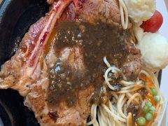 红胡椒劲骨牛排-豪客来牛排(绿宝广场店)