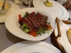 烟薰鸭肉沙拉-戈雅法餐厅(世界城广场店)