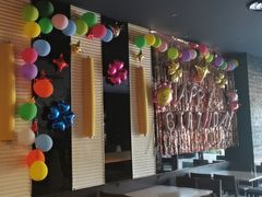 -必胜客(漕宝路店)