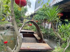 -花溪雨·森林餐厅(石基店)