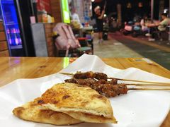 -巴汗羊肉串烧烤店