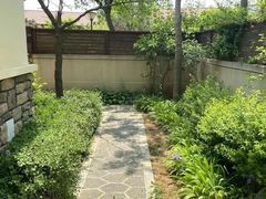 -大连金石滩绿发温泉假日酒店
