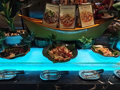 -广州万富希尔顿酒店·感趣自助餐厅·金秋蟹宴生蚝海鲜刺身