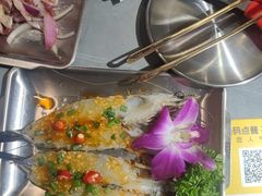 -围炉肉舍•炭烤活鳗•丹东海鲜烤肉(步行街店)