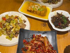 -隔壁老王·家常云南菜(花巷店)